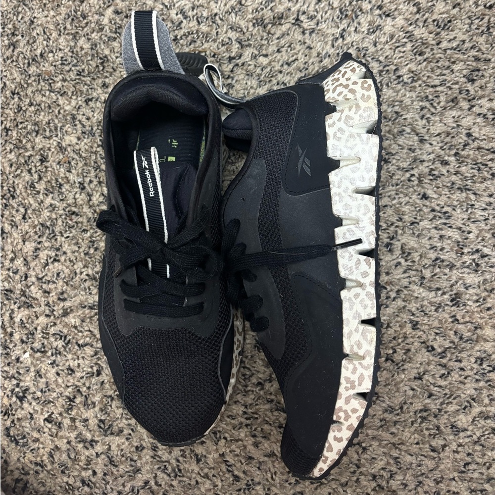 Reebok black/cheetah print shoes